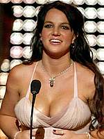 Britney Spears pregnant at Teen Choice Awards