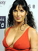Padma Lakshmi pregnant shows deep cleavage