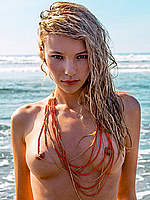 Rachel Yampolsky naked posing photoshoot