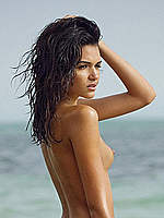 Juliana Aguilar nude tits and ass photoset