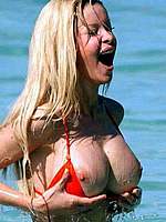 Alicia Douval exposed her huge nude boobs