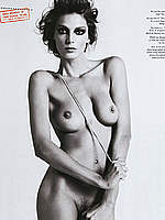 Daria Werbowy nude boobs & hairy pussy scans