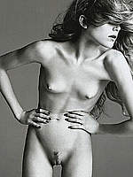 Dree Hemingway black-&-white fully nude scans