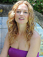 Heather Graham long legs on music festival