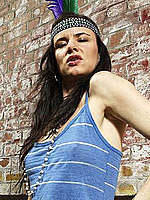 Juliette Lewis non nude posing photosets