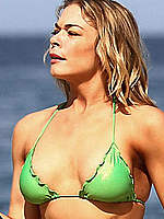 LeAnn Rimes caught in green bikini on a beach